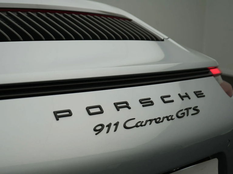 Porsche 991.2 Carrera GTS