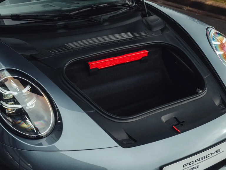 Porsche 992.2 Carrera