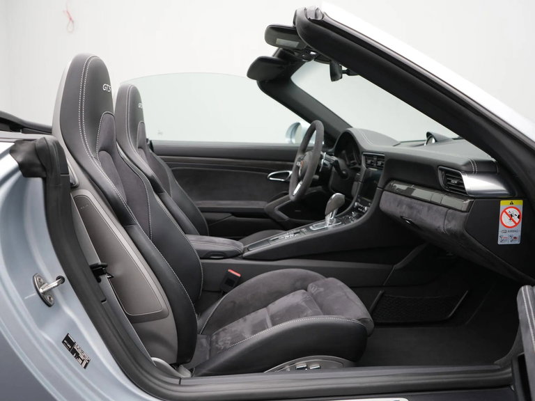 Porsche 991.2 Carrera GTS