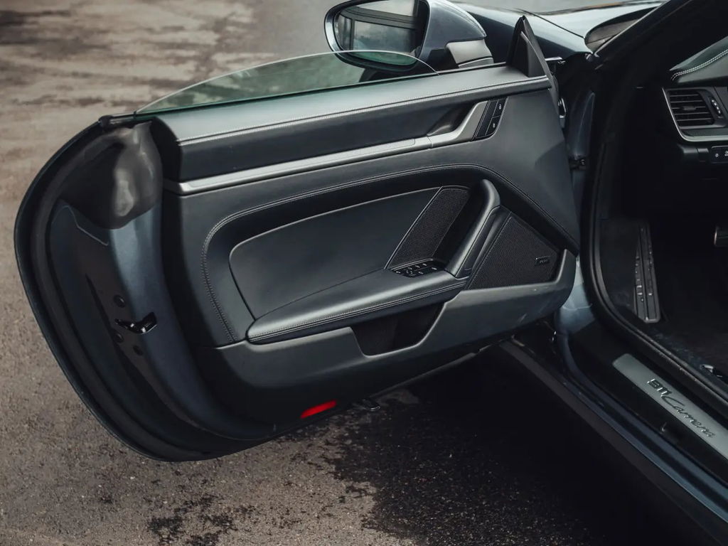 Porsche 992.2 Carrera