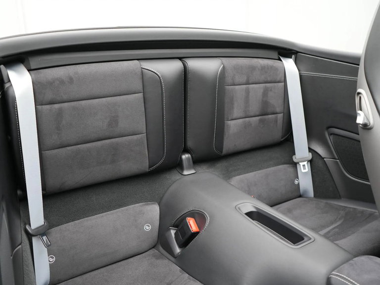 Porsche 991.2 Carrera GTS