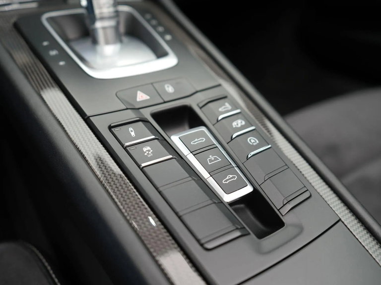 Porsche 991.2 Carrera GTS