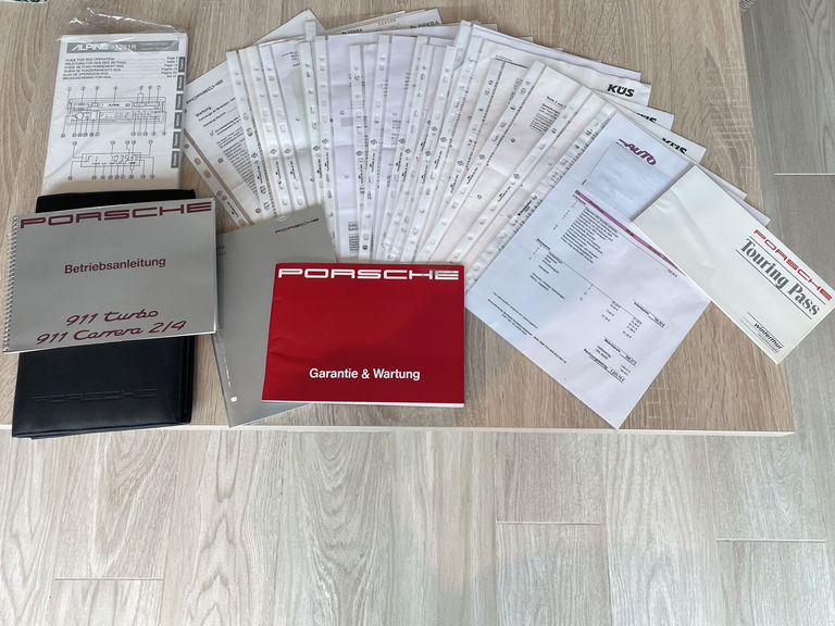 Porsche 964 Carrera 4