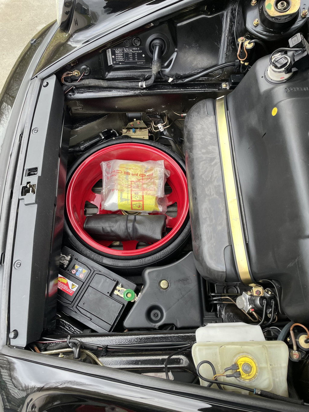 Porsche 964 Carrera 4