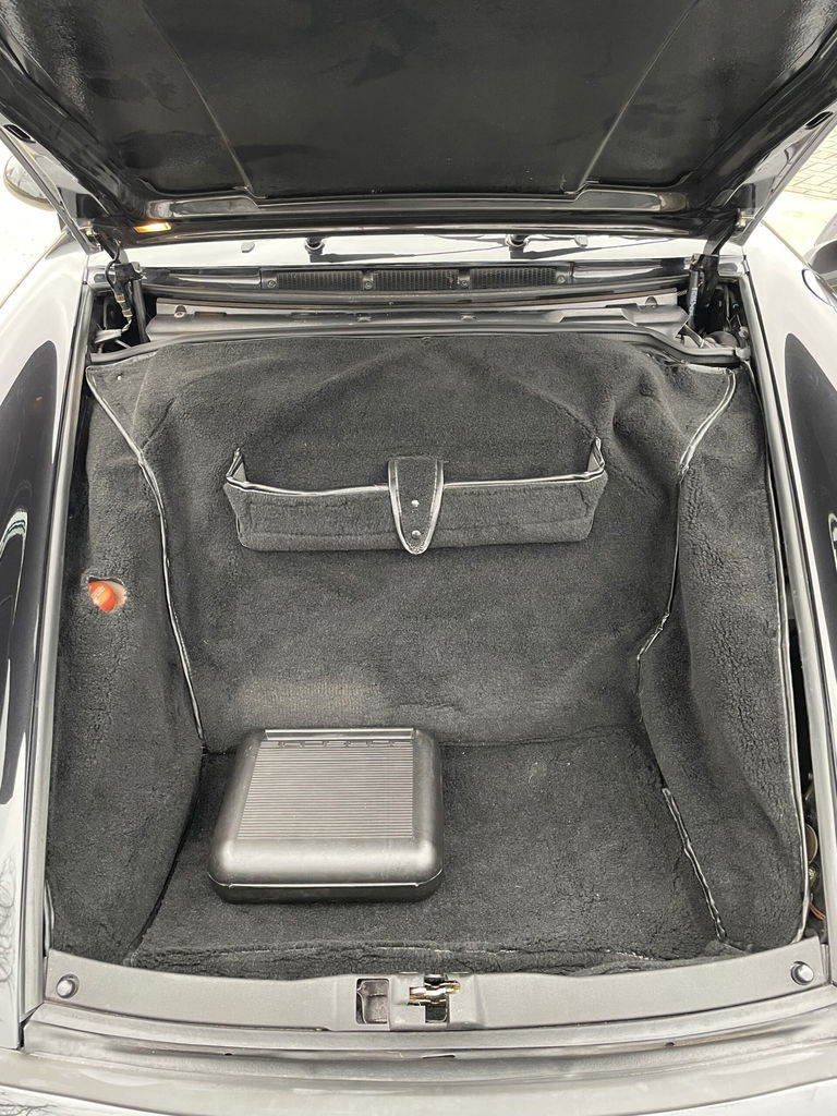 Porsche 964 Carrera 4