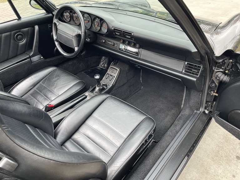 Porsche 964 Carrera 4