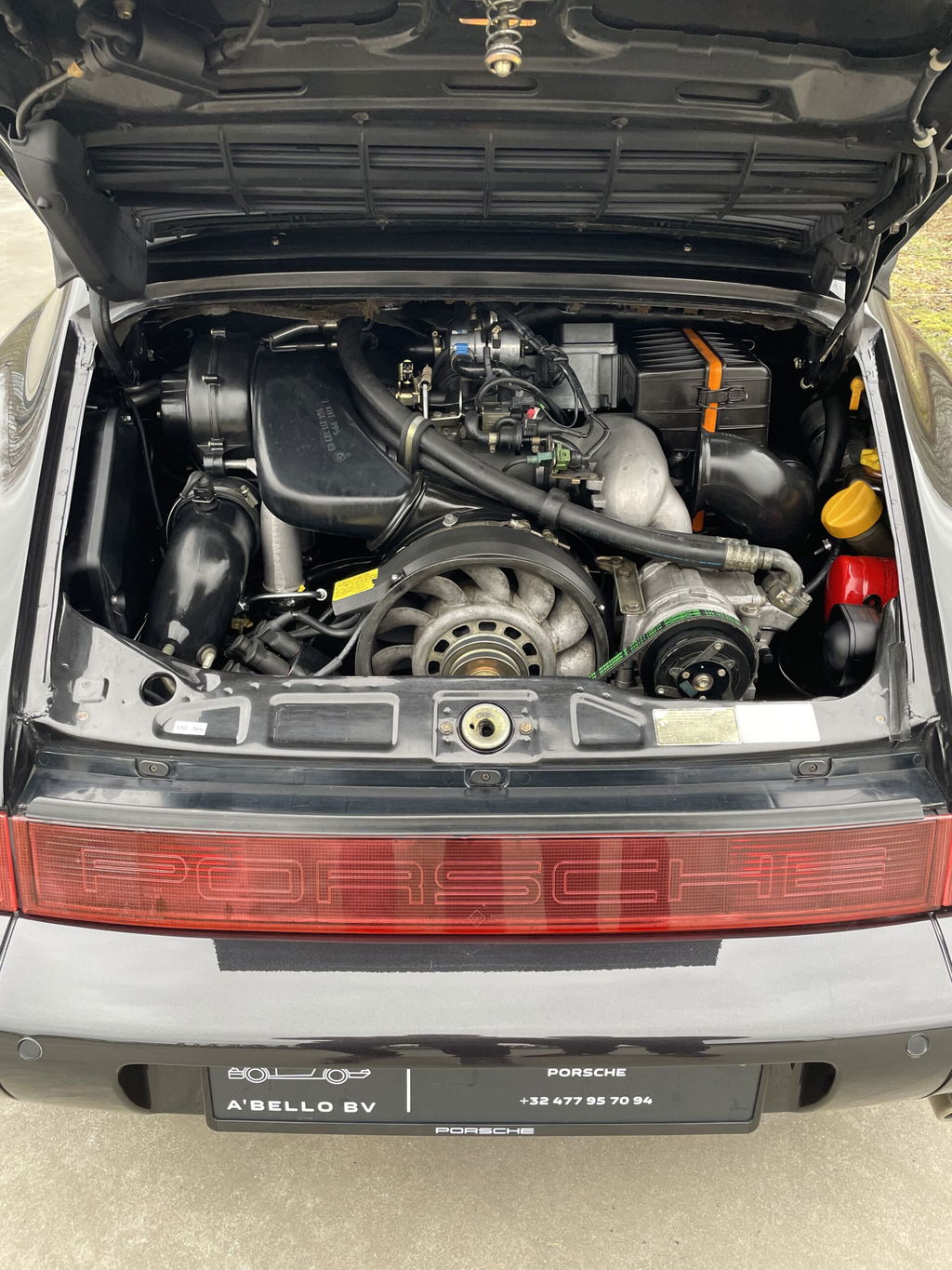 Porsche 964 Carrera 4