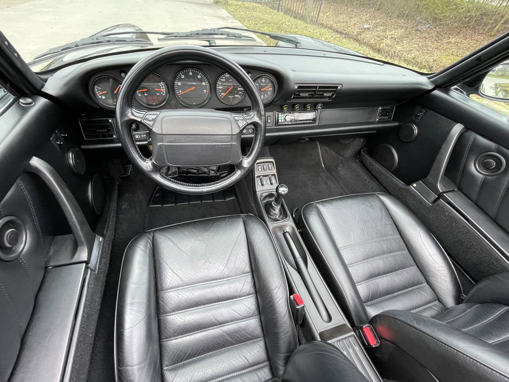 Porsche 964 Carrera 4