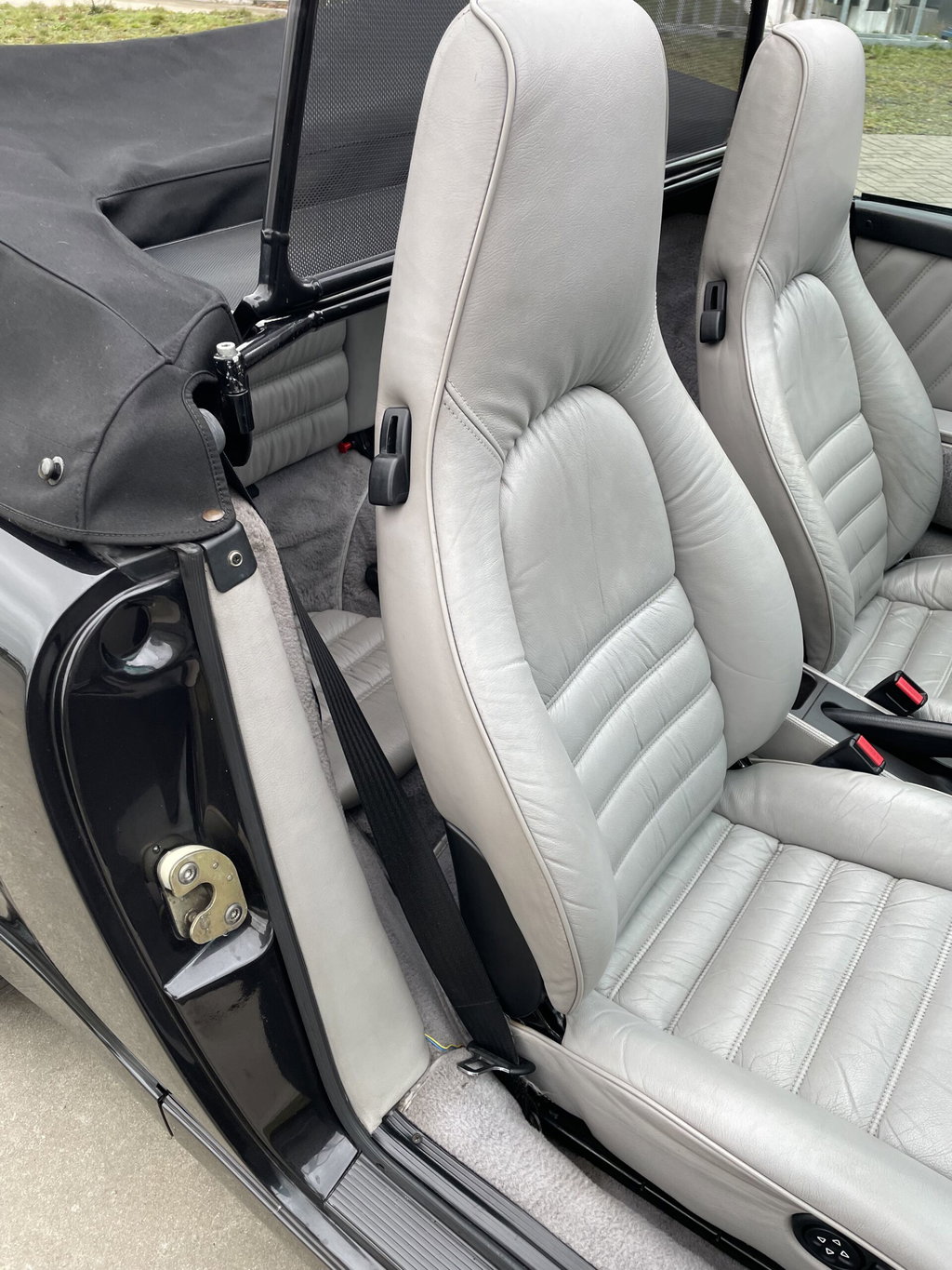 Porsche 964 Carrera 4