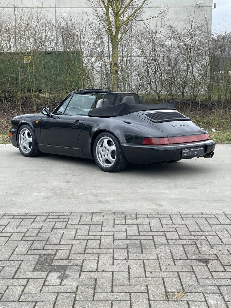 Porsche 964 Carrera 4
