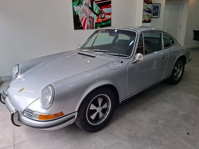 Porsche 911 T