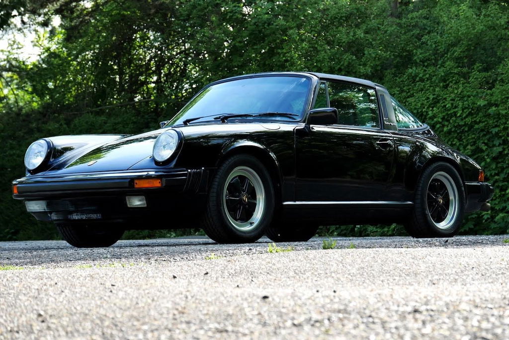 Porsche 911 Carrera 3.2