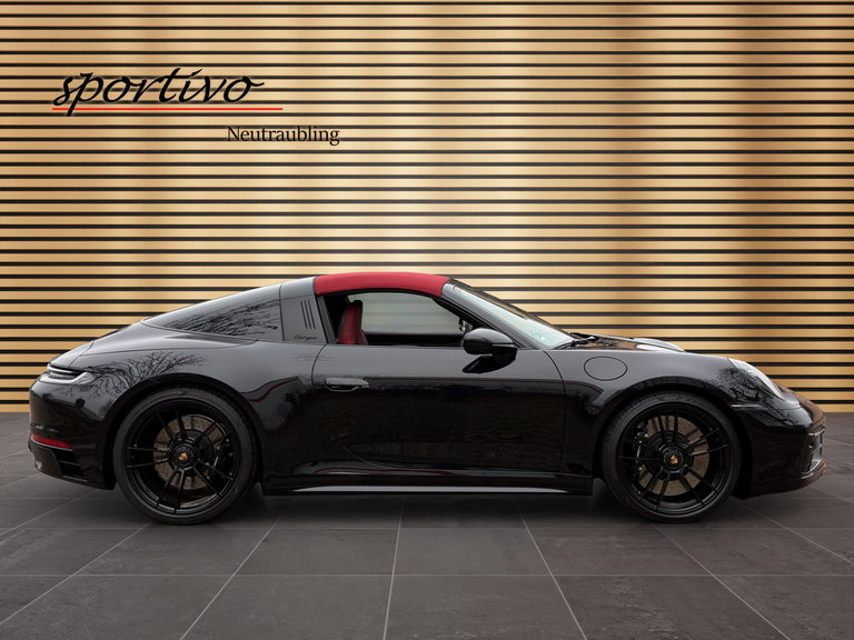 Porsche 992 Targa 4 GTS