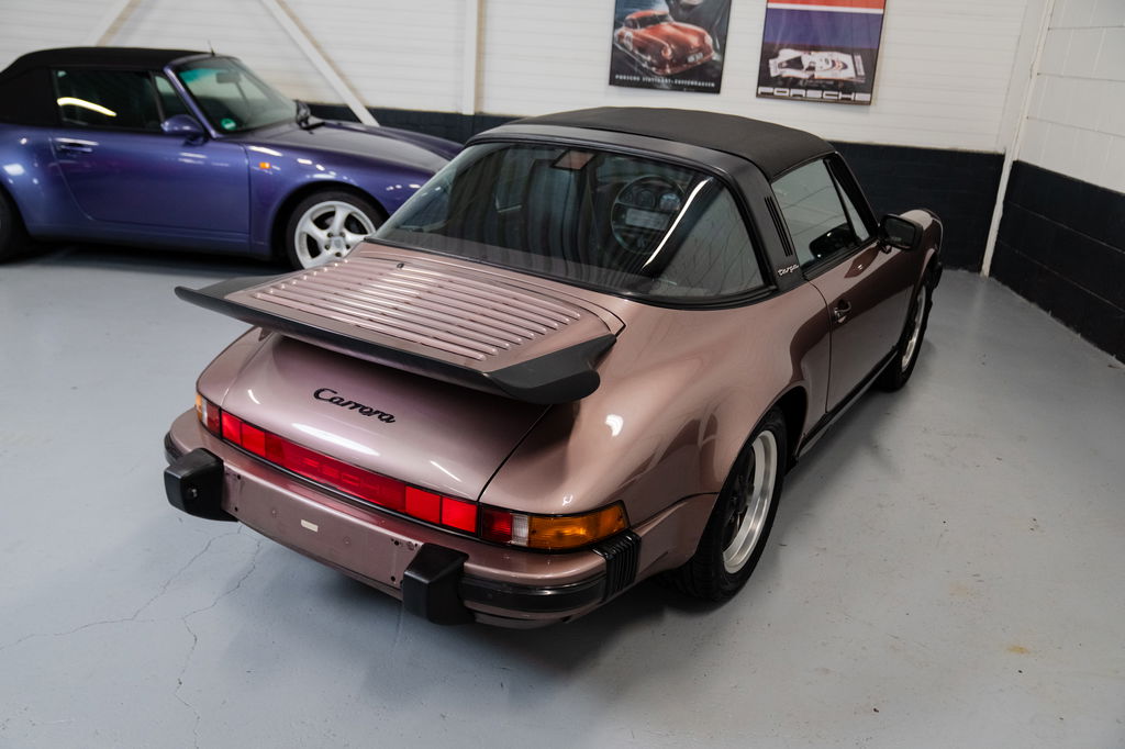Porsche 911 Carrera 3.2 (US)