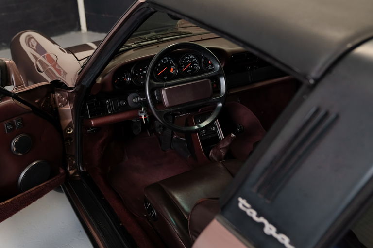 Porsche 911 Carrera 3.2 (US)