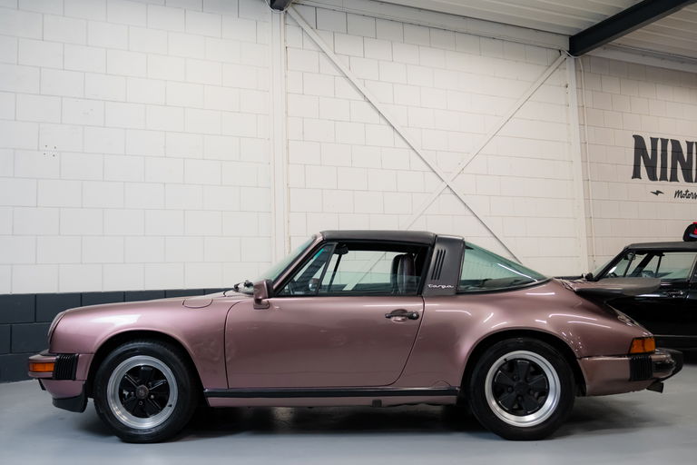 Porsche 911 Carrera 3.2 (US)