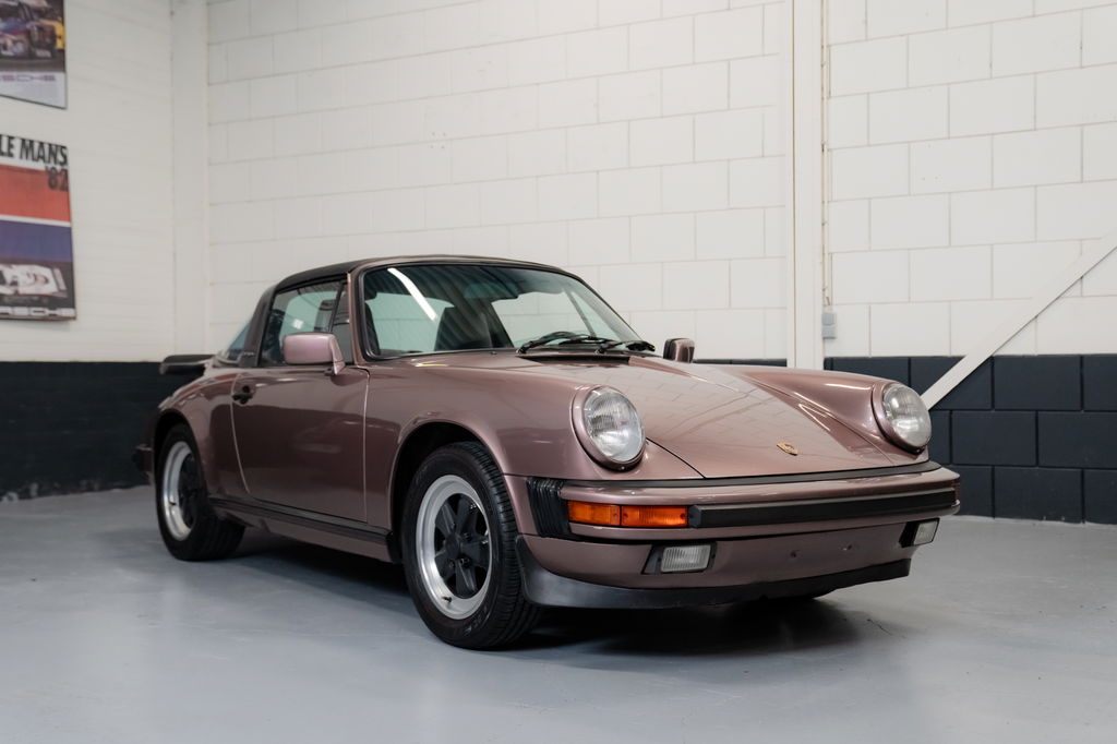 Porsche 911 Carrera 3.2 (US)