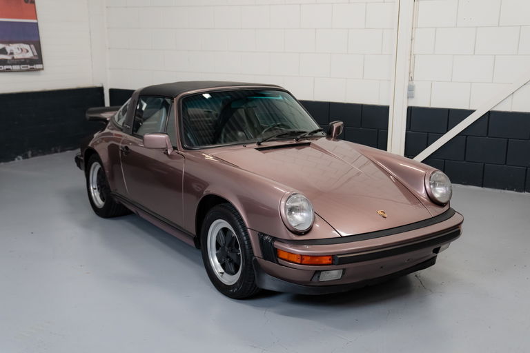 Porsche 911 Carrera 3.2 