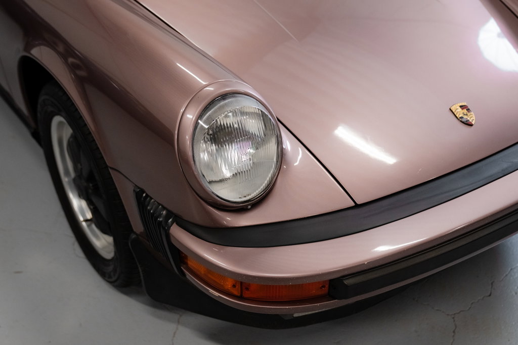 Porsche 911 Carrera 3.2 (US)