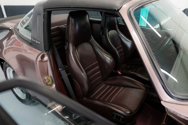 Porsche 911 Carrera 3.2 (US)