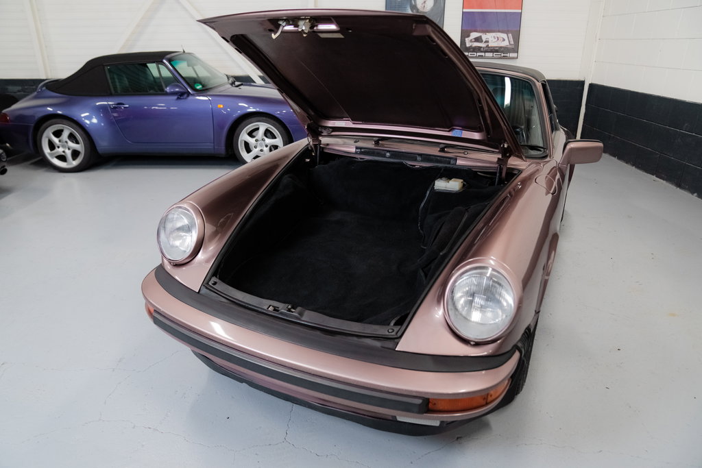 Porsche 911 Carrera 3.2 (US)