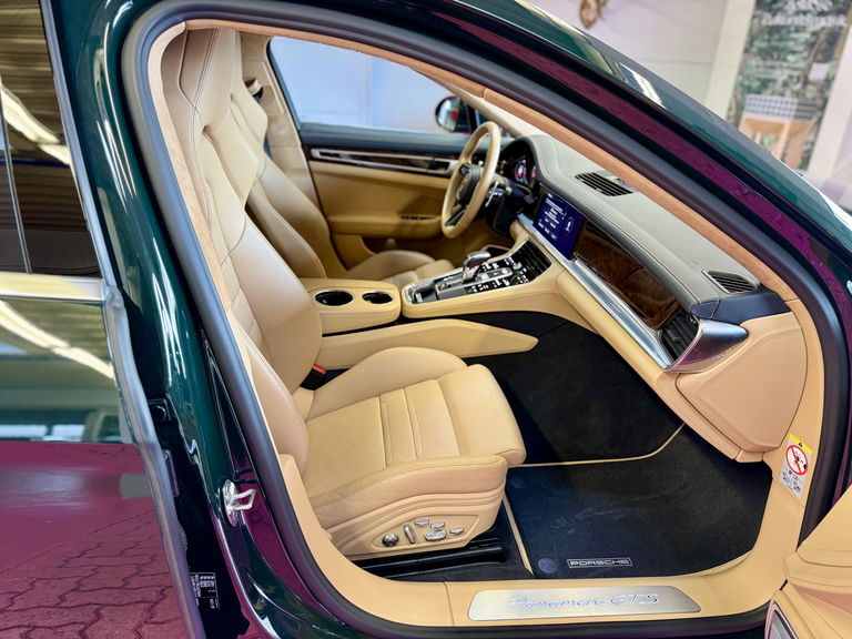 Porsche Panamera GTS