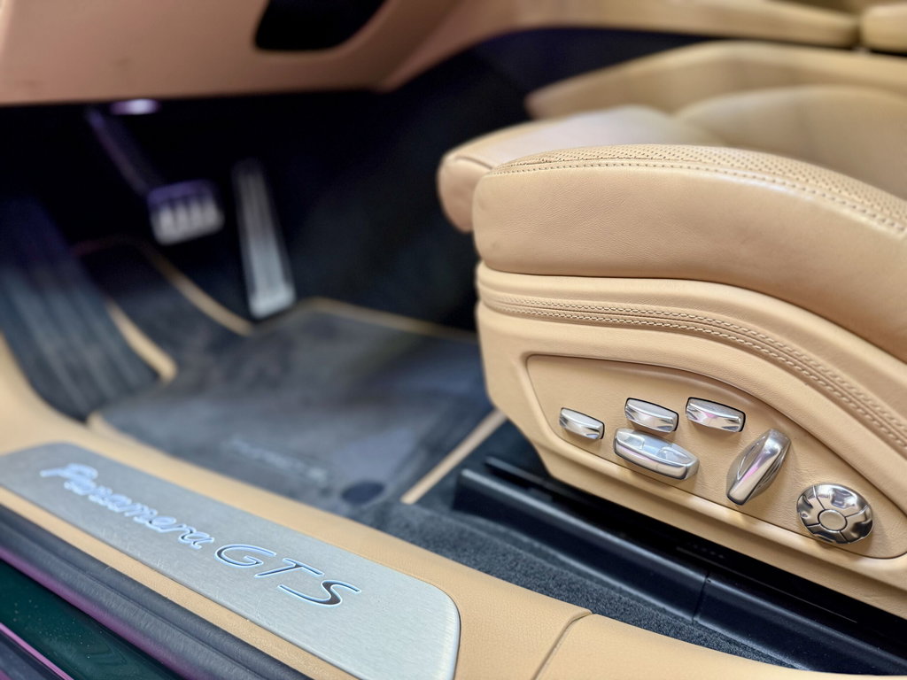 Porsche Panamera GTS