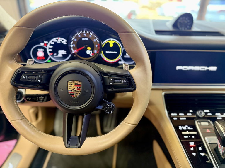 Porsche Panamera GTS