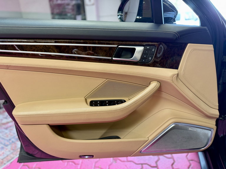 Porsche Panamera GTS