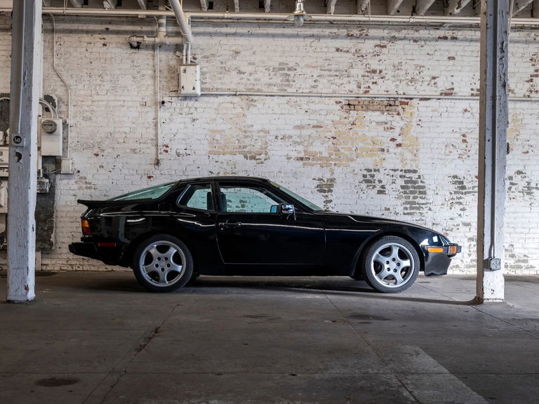 Porsche 944 Coupé