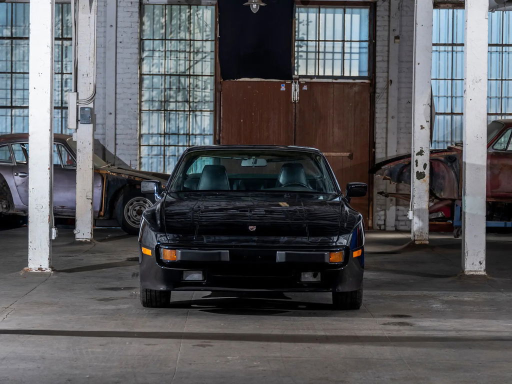 Porsche 944 Coupé