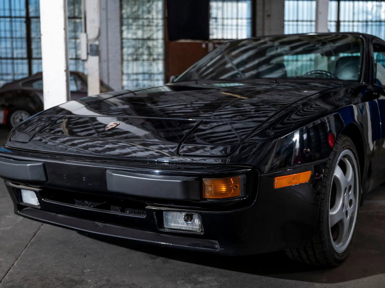 Porsche 944 Coupé