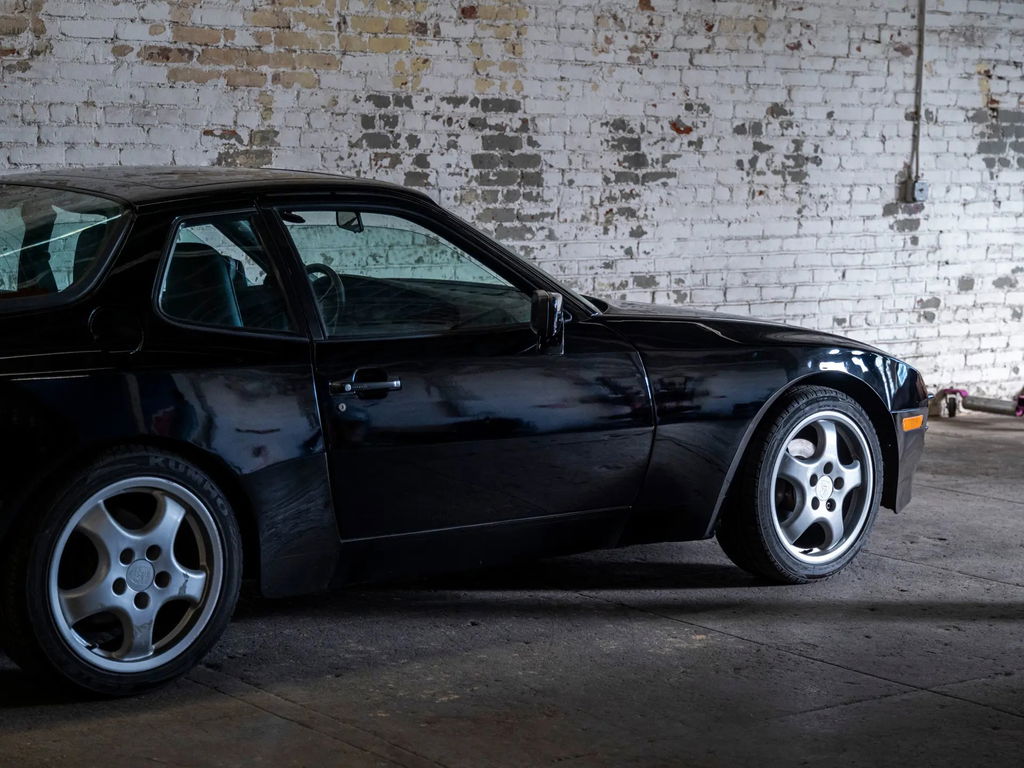 Porsche 944 Coupé