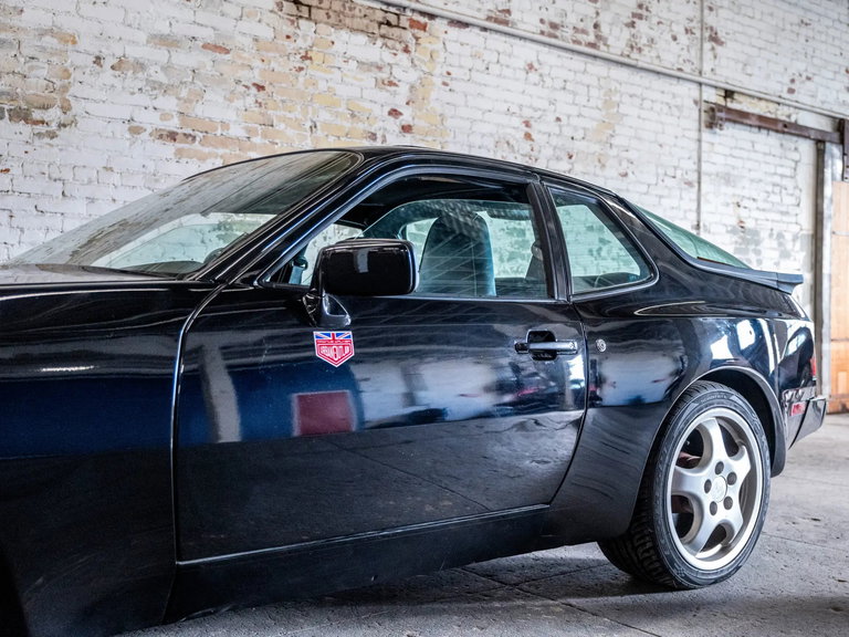 Porsche 944 Coupé