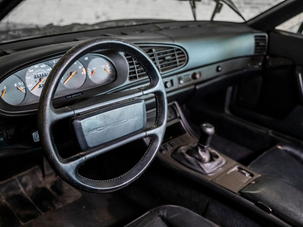 Porsche 944 Coupé
