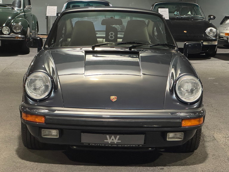 Porsche 911 Carrera 3.2 (US)