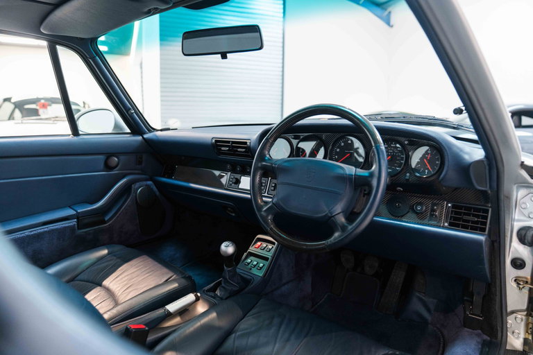 Porsche 993 Carrera 4S