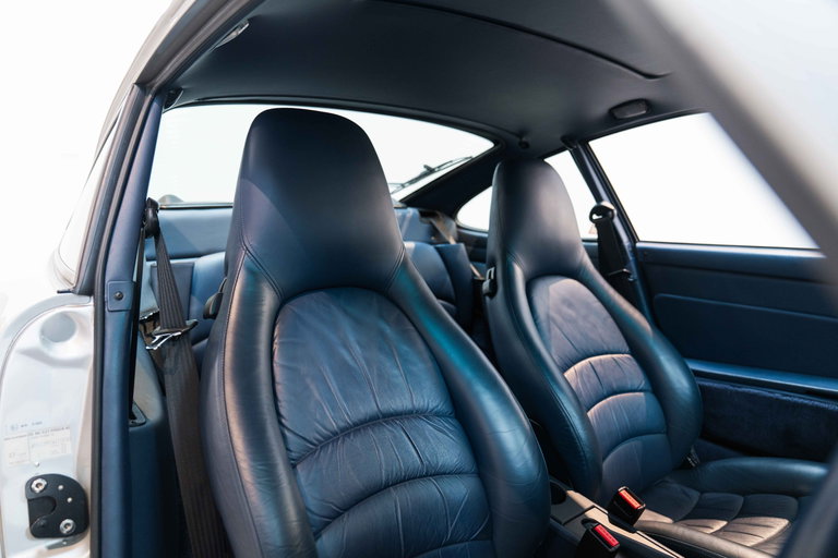 Porsche 993 Carrera 4S