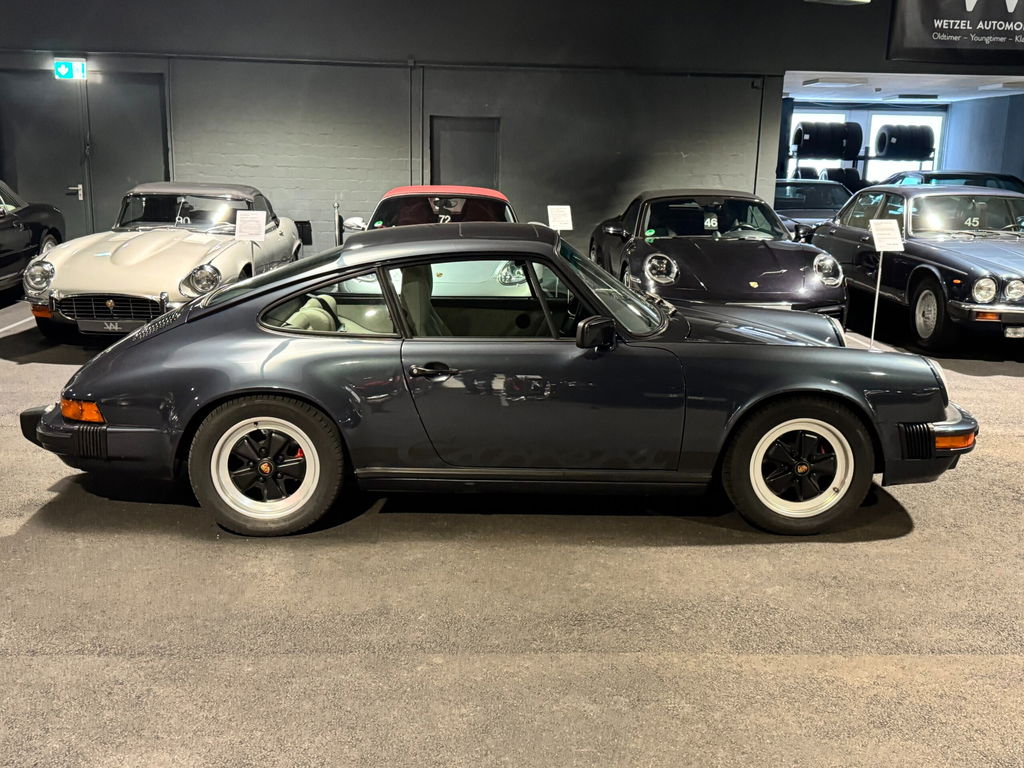 Porsche 911 Carrera 3.2 (US)