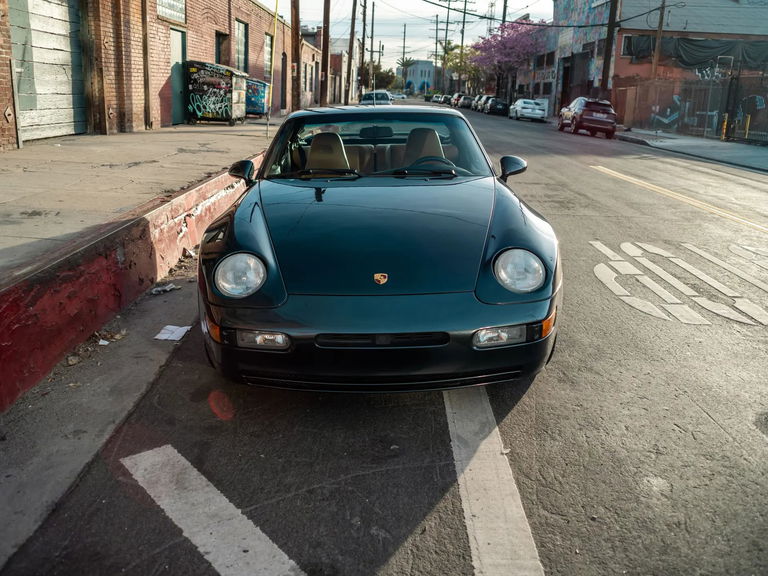 Porsche 968