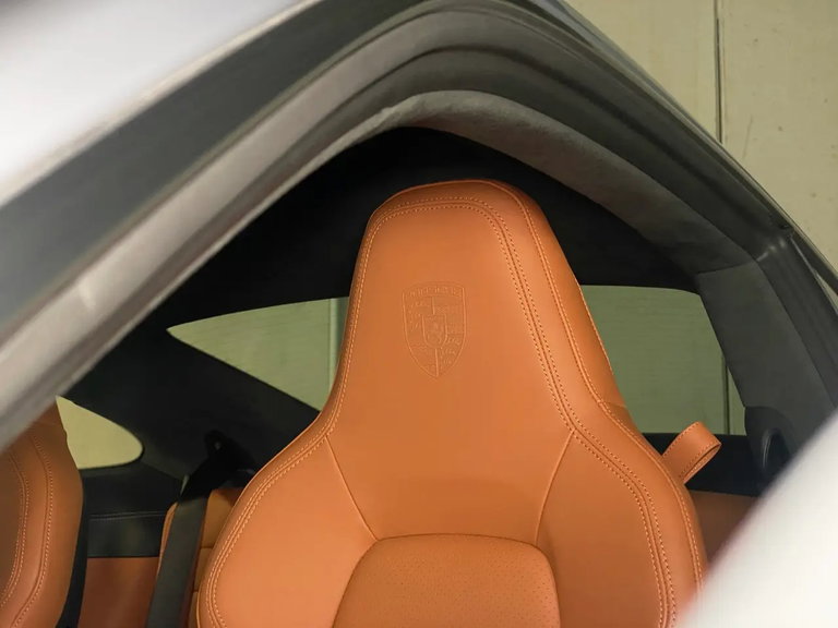 Porsche 992.2 Carrera