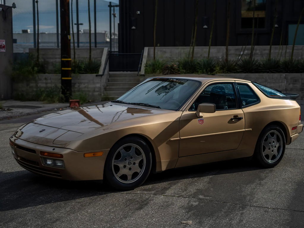Porsche 944 Turbo Coupé