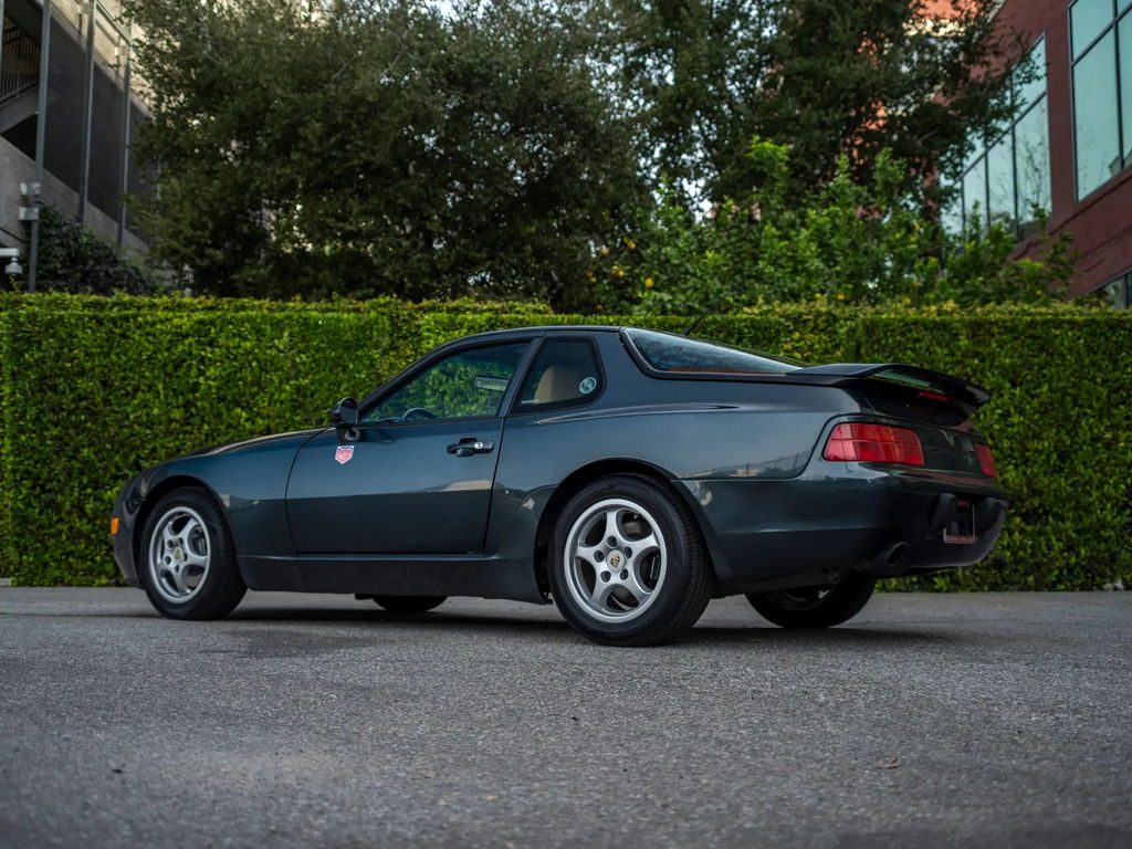 Porsche 968