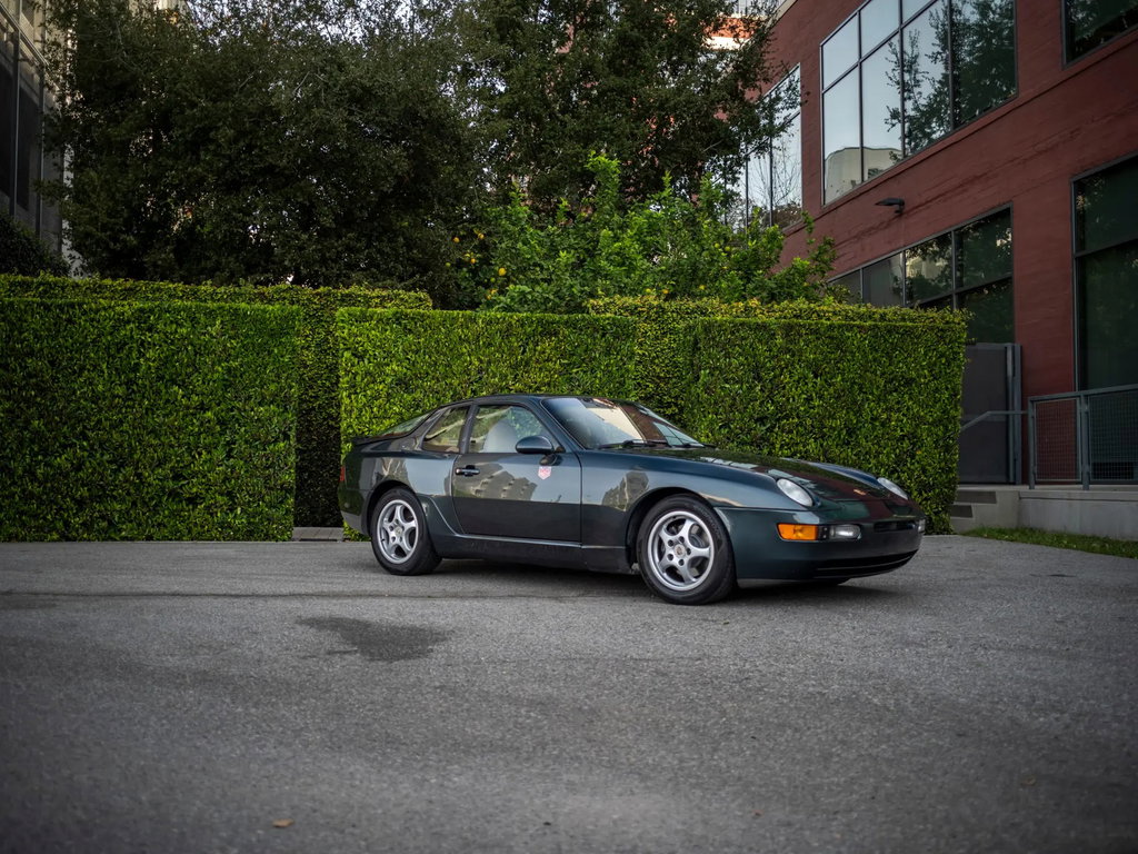Porsche 968