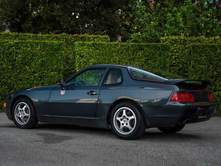 Porsche 968