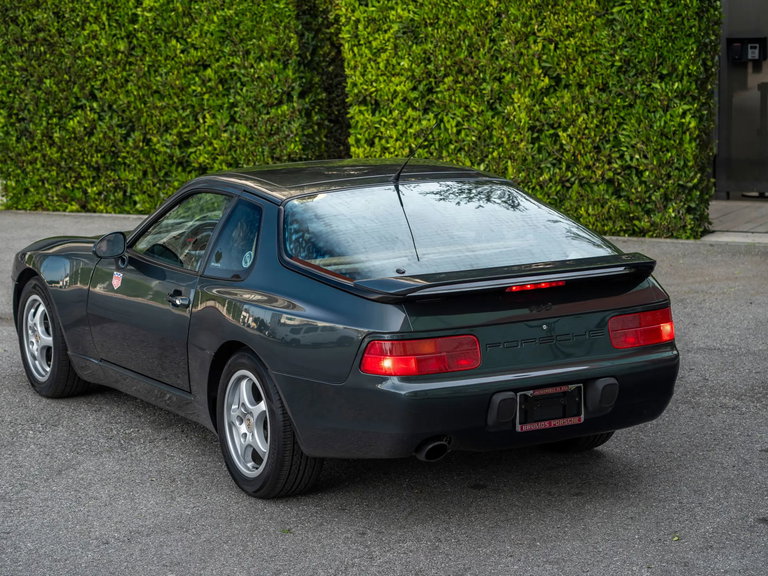 Porsche 968
