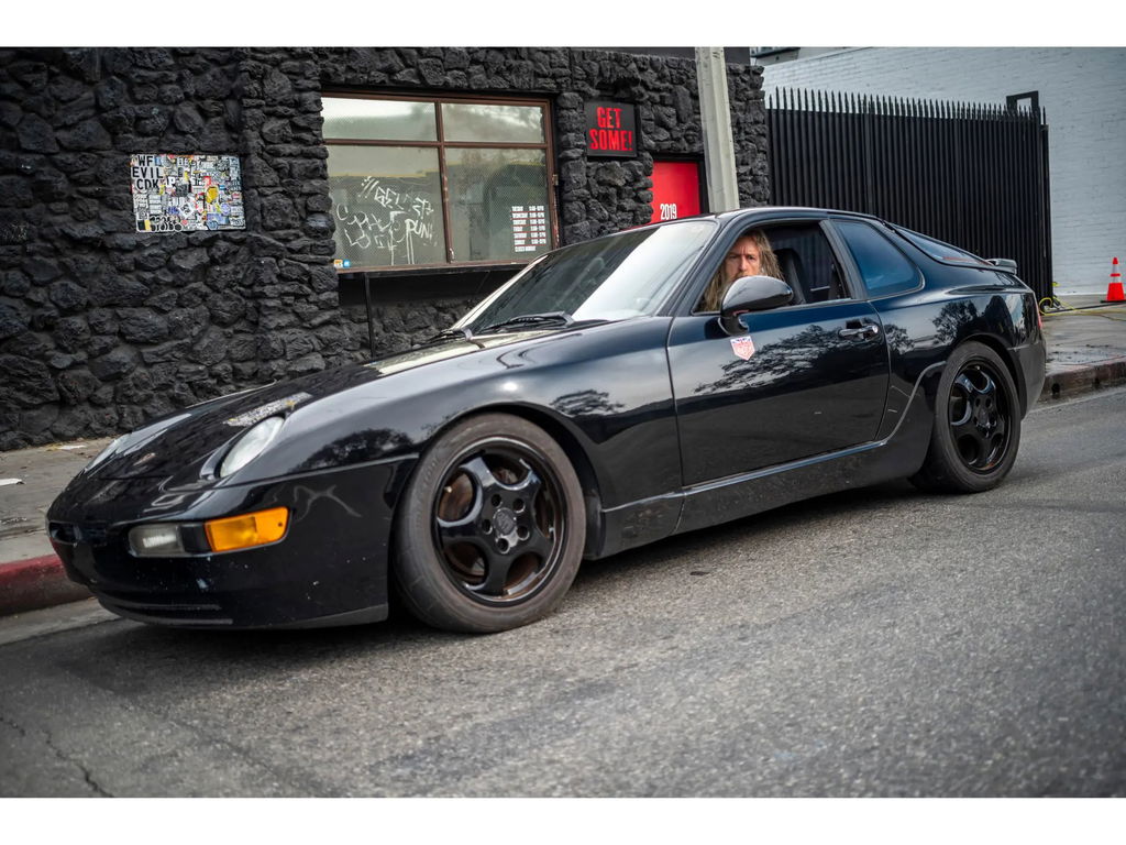 Porsche 968