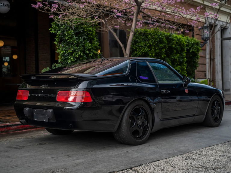 Porsche 968