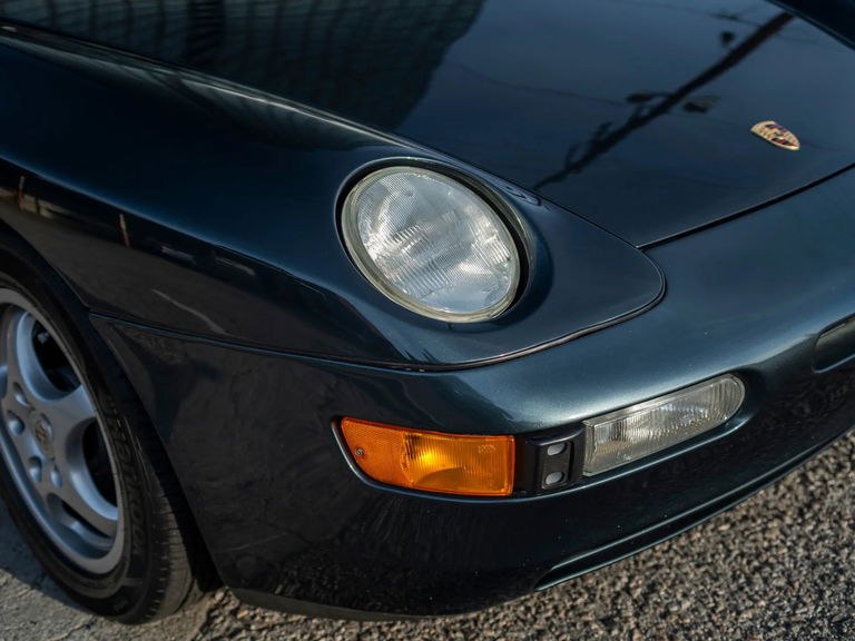 Porsche 968