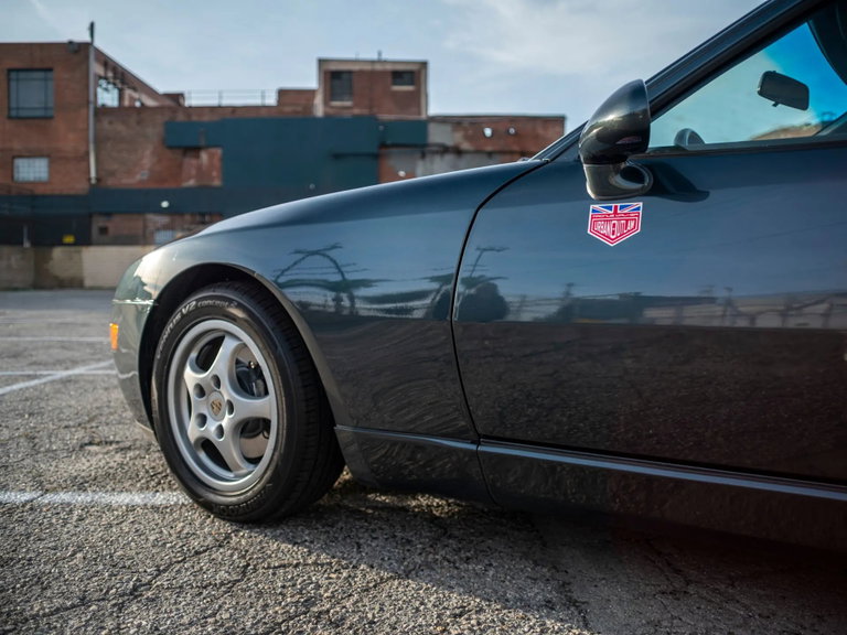 Porsche 968